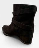 2501 Riley Suede Mocca
