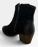 Fame 08 Suede Black