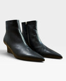 Isra 52 Black