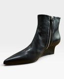 Isra 52 Black
