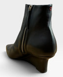 Isra 52 Black