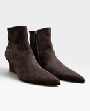 Isra 52 Brown