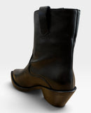 Donovan 01 Black
