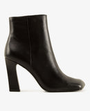 Alina 01 Black
