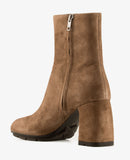 Eclat 02 Fandango Brown