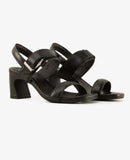 Era 01 Black