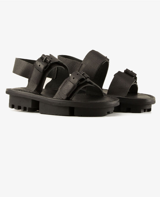 Review Black