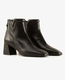T244 Black